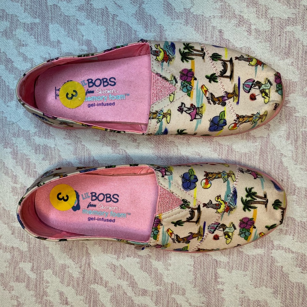 BOBS SIZE 3 GIRLS BEACH SLIDES